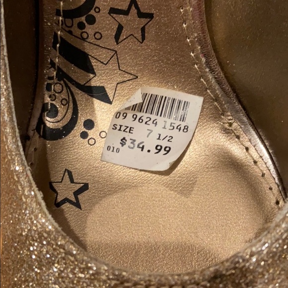 Gold sparkle high heels 👠✨❗️ - Picture 7 of 8